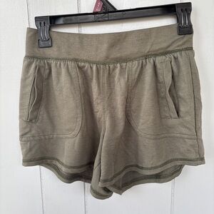 Women's Shorts